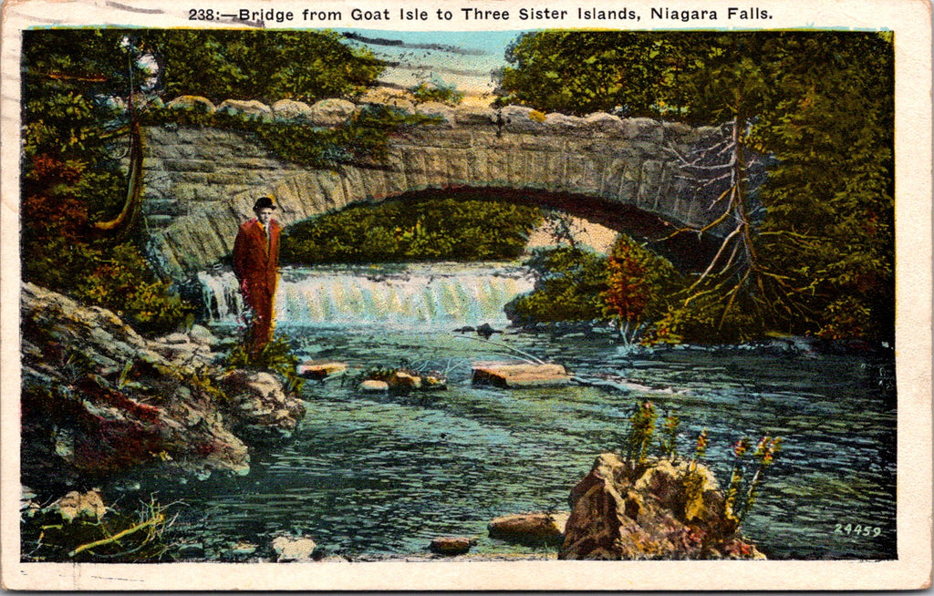 NY, NIAGARA FALLS - Goat Isle to 3 Sisters Islands bridge closeup, man - A19443
