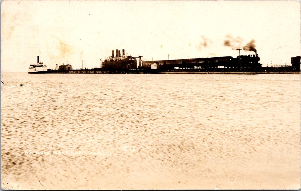 MI, MACKINAW CITY - Railroad dock, boat, train, bldgs etc RPPC - CR0550