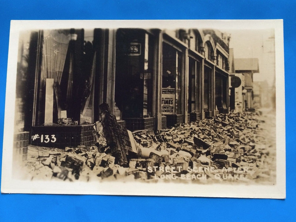 CA, LONG BEACH - Street Scene with rubble/destruction - RPPC - F09031