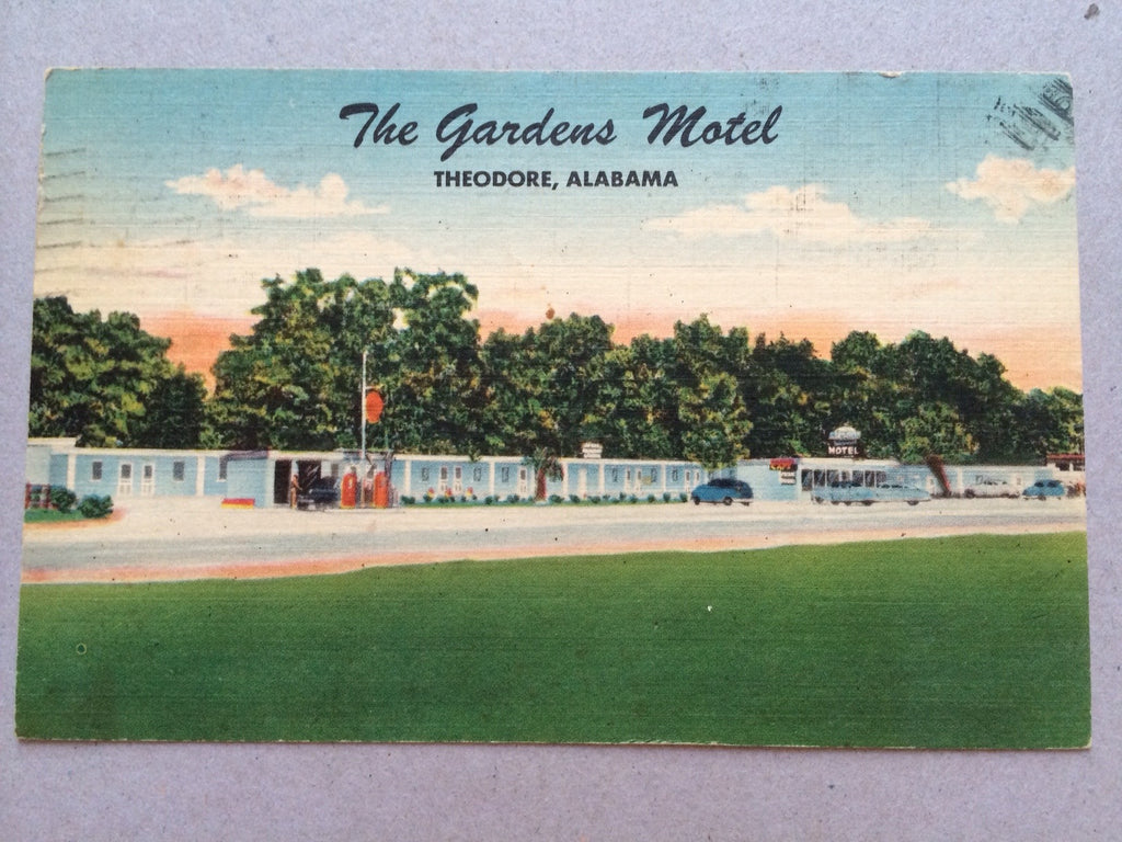 AL, THEODORE - The Gardens Motel - Thigpen Photography - w02670