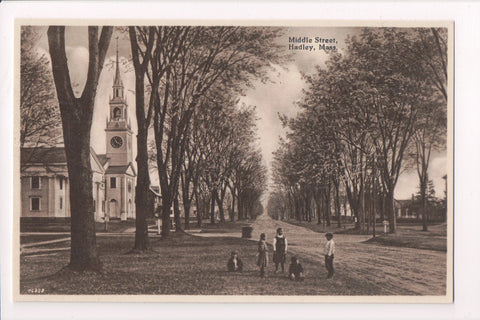 MA, Hadley - Middle Street, church, kids - vintage postcard - w00610