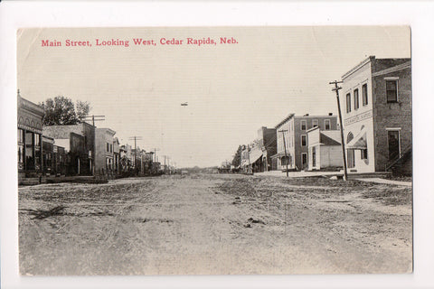NE, Cedar Rapids - Main Street looking West, about 1914 - E09118