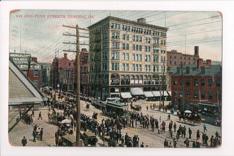 PA, Reading - 6th and Penn Sts - Parade of sorts - postcard - A06180