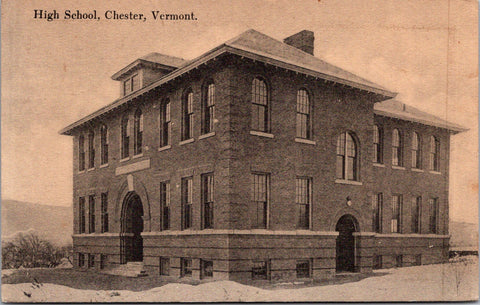 VT, Chester - High School closeup - vintage postcard - w03713