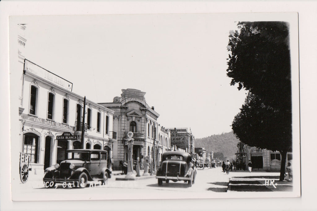 Foreign postcard - SANTIAGO, Chile - Arturo Prat Street scene - 2K0038
