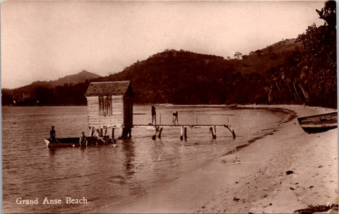Foreign postcard - GRAND ANSE BEACH, Grenada - kids, shack RPPC - 2k0421