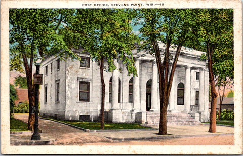 WI, Stevens Point - Post Office postcard 2k0467
