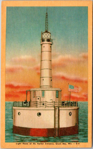 WI, Green Bay - Light House, Lighthouse at Harbor Entrance postcard - 2k1390