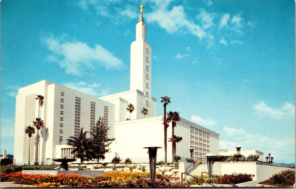 CA, LOS ANGELES - Church of Jesus Christ Latter Day Saints postcard - 2k1640