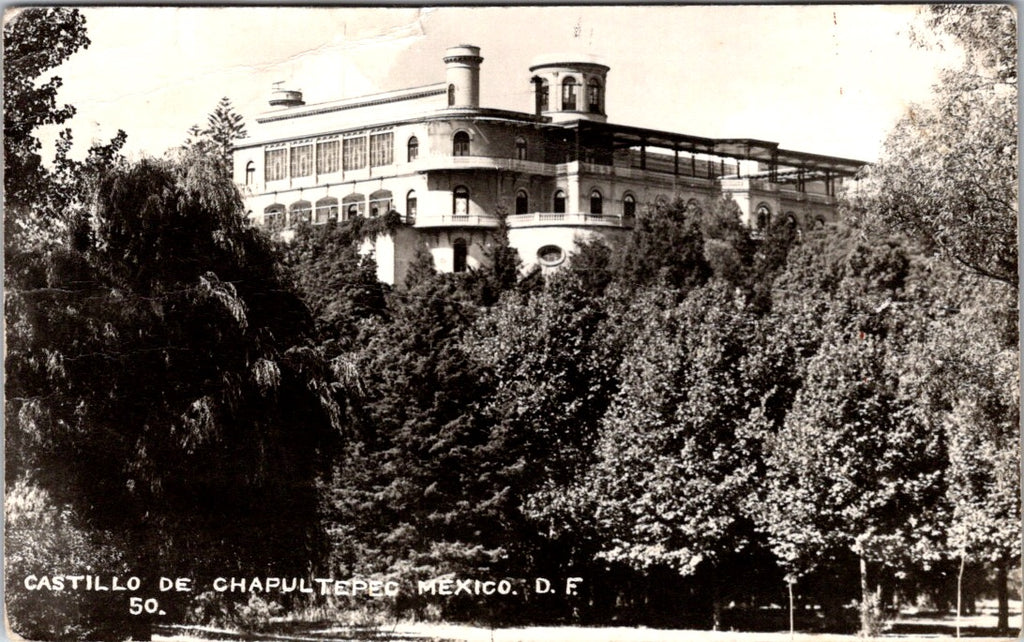 Foreign postcard - MEXICO CITY, Mexico - Castillo de Chapultepec RPPC - A06014