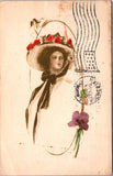 People - Female postcard - Pretty Woman, large hat - A19151