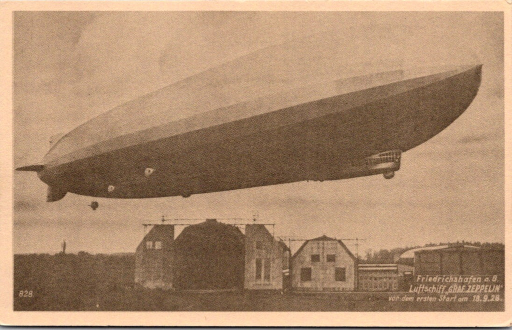 Zeppelin postcard - Luftschiff Graf Zeppelin close up - A19354
