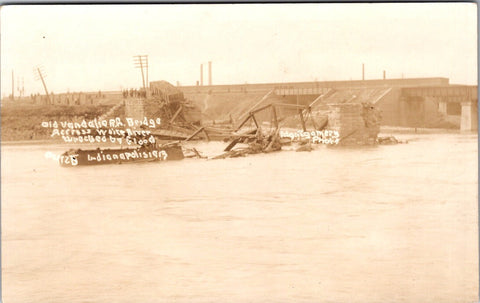IN, INDIANAPOLIS - Vandalia RR Bridge wreck - Montgomery Photo RPPC - A19521