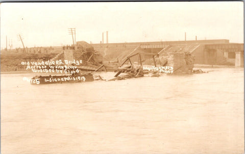 IN, Indianapolis - Vandalia RR Bridge wreck - Montgomery Photo RPPC - A19521