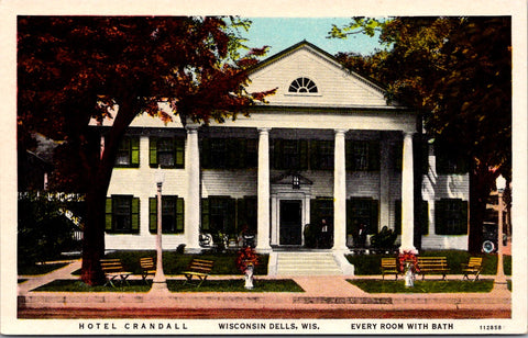 WI, WISCONSIN DELLS - Hotel Crandall (every room with a bath) postcard - C17576
