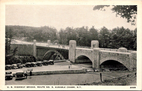 NY, AUSABLE CHASM - Route No 9, US Highway Bridge vintage postcard - CR0016