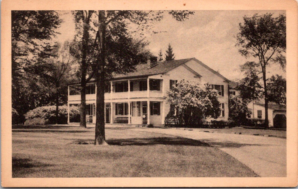 MI, FARMINGTON - Botsford Inn postcard - D04291