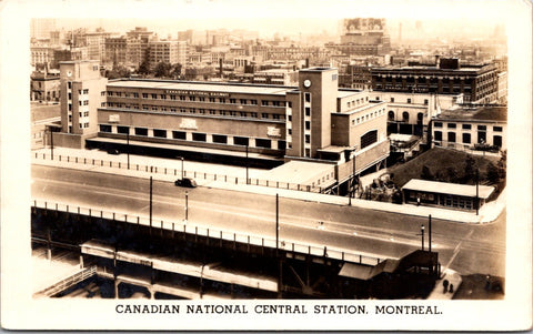 Canada - MONTREAL, PQ - Canadian National Central Station RPPC - D05276