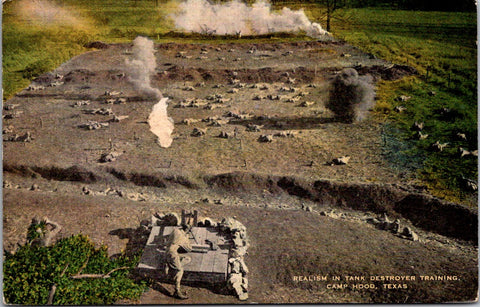 TX, CAMP HOOD - Tank Destroyer Training, men on the ground postcard - D05426