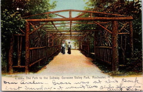 NY, ROCHESTER - Genesee Valley Park, Path to the Subway postcard - D06215