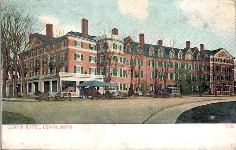 MA, LENOX - Curtis Hotel - people with horse and buggies, wagons etc postcard