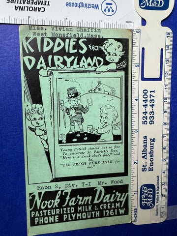 MA, Plymouth - Nook Farm Dairy - advertising blotter - D17409