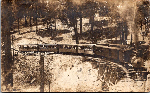 NM, Cloudcroft - Passenger train closeup @1916 RPPC postcard - D18067