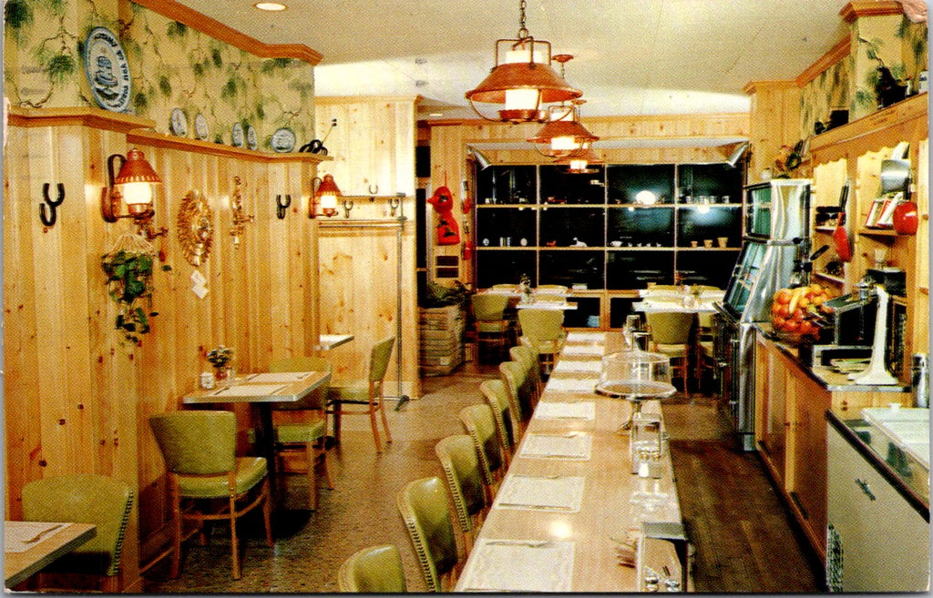NJ, ASBURY PARK - Taborns Coffee Shop interior - 1957 postcard - DG0257