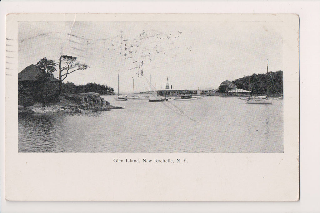 NY, NEW ROCHELLE - Glen Island, buildings, lighthouse? postcard - E23001