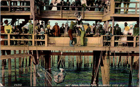 NJ, ATLANTIC CITY - Pier, fishermen, watchers, large fish in net - 1911 postcard
