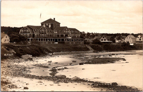 ME, OGUNQUIT - Sparhawk Hall and buildings on shore RPPC postcard - E23010