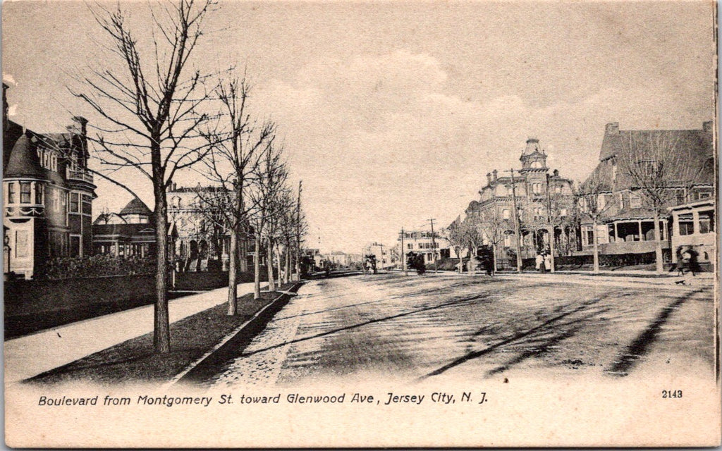 NJ, JERSEY CITY - Boulevard from Montgomery toward Glenwood postcard - E23014