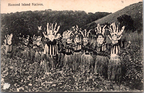 Foreign postcard - HAMOND ISLAND, Australia - natives in costume - E23039