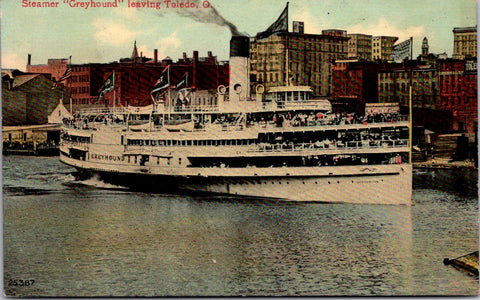 Ship Postcard - GREYHOUND steamer leaving Toledo, OH postcard - E23410