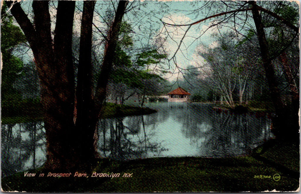 NY, BROOKLYN - Prospect Park, building, water postcard - E23434