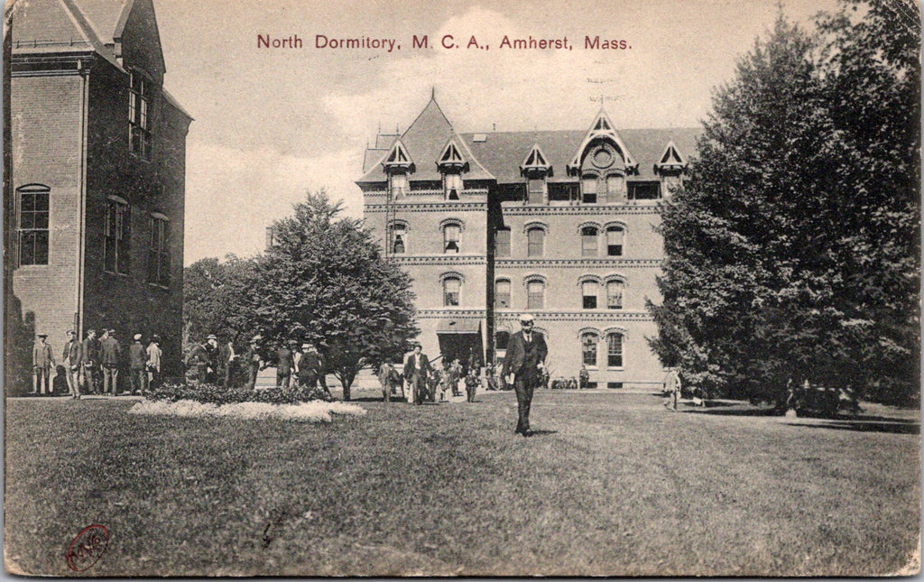 MA, AMHERST - M C A, North Dormitory, people postcard - E23553
