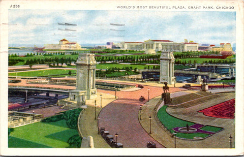 IL, Chicago Illinois - Grant Park Plaza from above postcard