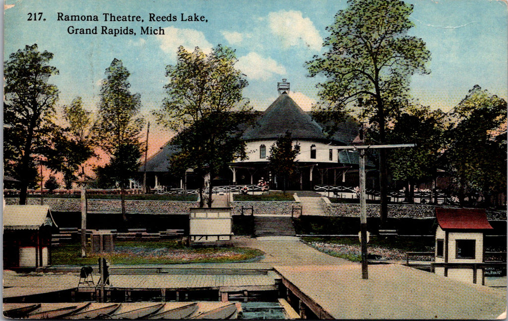 MI, GRAND RAPIDS - Reeds Lake, Ramona Theatre - 1917 postcard - E23579