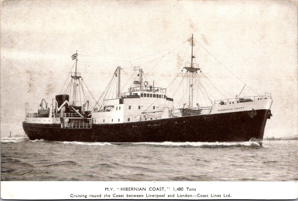 Ship Postcard - HIBERNIAN COAST, MV closeup postcard - E23638