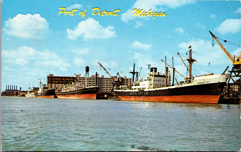 MI, DETROIT - Detroit Harbor Terminal - 1968 postcard - F17103