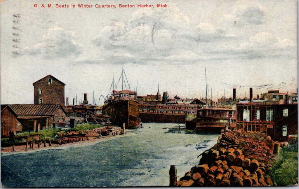 MI, BENTON HARBOR - G & M Boats in Winter Quarters - 1909 postcard - F17351