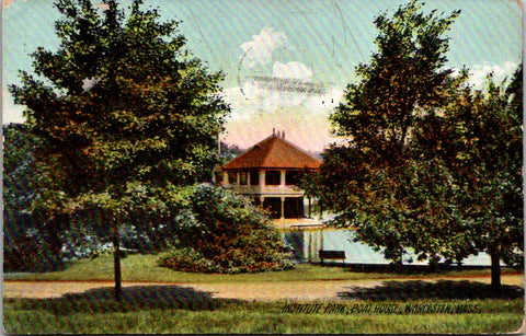 MA, WORCESTER - Boat house in Institute Park postcard - FF0064