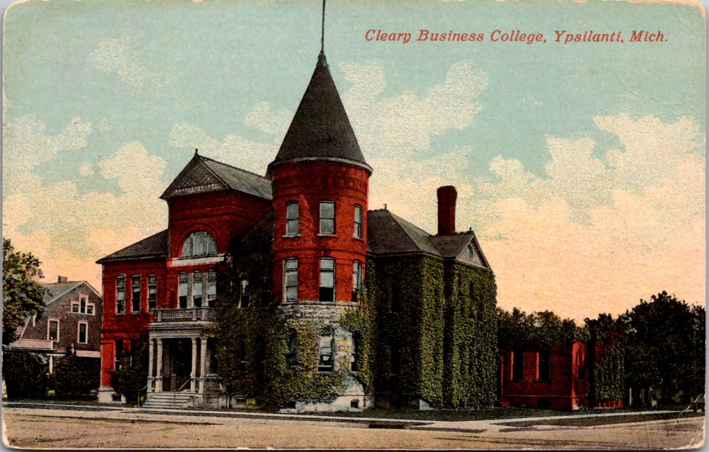MI, YPSILANTI - Cleary Business College, ivy covered bldg postcard - G03384