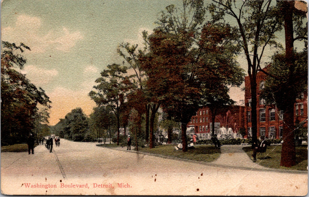 MI, DETROIT - Washington Boulevard, people in street - 1908 postcard - I04102
