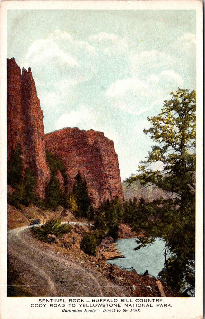 WY, YELLOWSTONE - Sentinel Rock, Yellowstone Park postcard - J03305