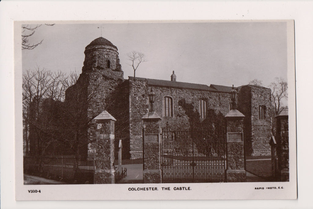 Foreign postcard - COLCHESTER, UK England postcard - JR0115