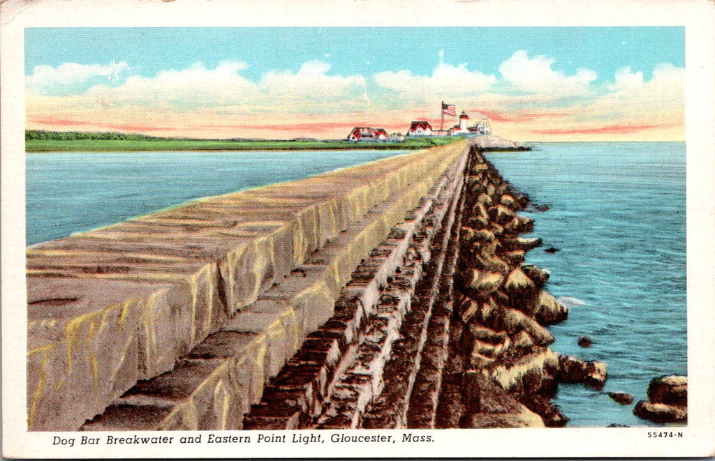 MA, GLOUCESTER - Dog Bar Breakwater, Eastern Point Light postcard - M-0055