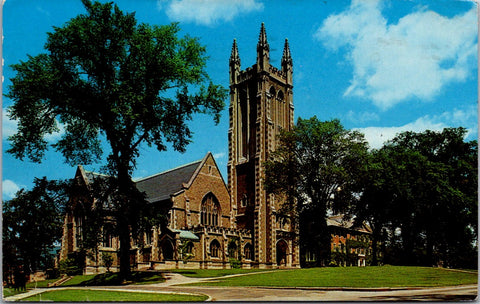MA, WILLIAMSTOWN - Thompson Memorial Chapel postcard - MA0112