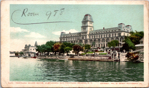 NY, THOUSAND ISLANDS - Alexandria Bay, House - Detroit Photographic postcard - MB0586
