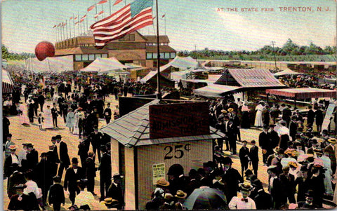 NJ, TRENTON - State Fair - Paddock Pavilion, hot air balloon? postcard - NL0522
